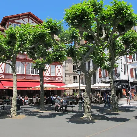 T3 Sous Les Toits, Centre Historique De St-jean-de-luz, Proche Et Commerces - Fr-1-4-681 Apartmán Saint-Jean-de-Luz
