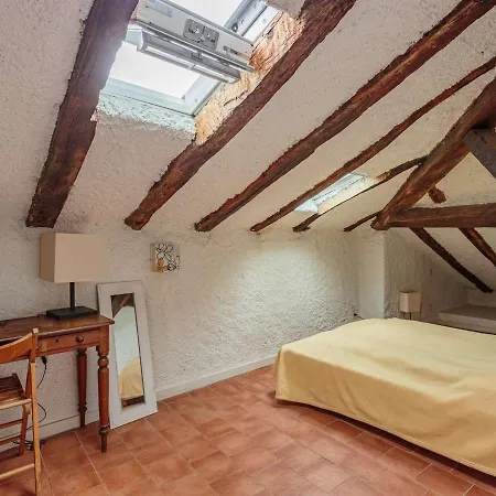 T3 Sous Les Toits, Centre Historique De St-jean-de-luz, Proche Et Commerces - Fr-1-4-681 Apartmán