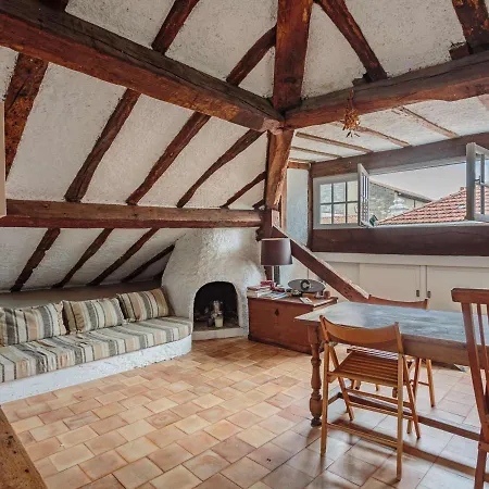 T3 Sous Les Toits, Centre Historique De St-jean-de-luz, Proche Et Commerces - Fr-1-4-681 Apartment